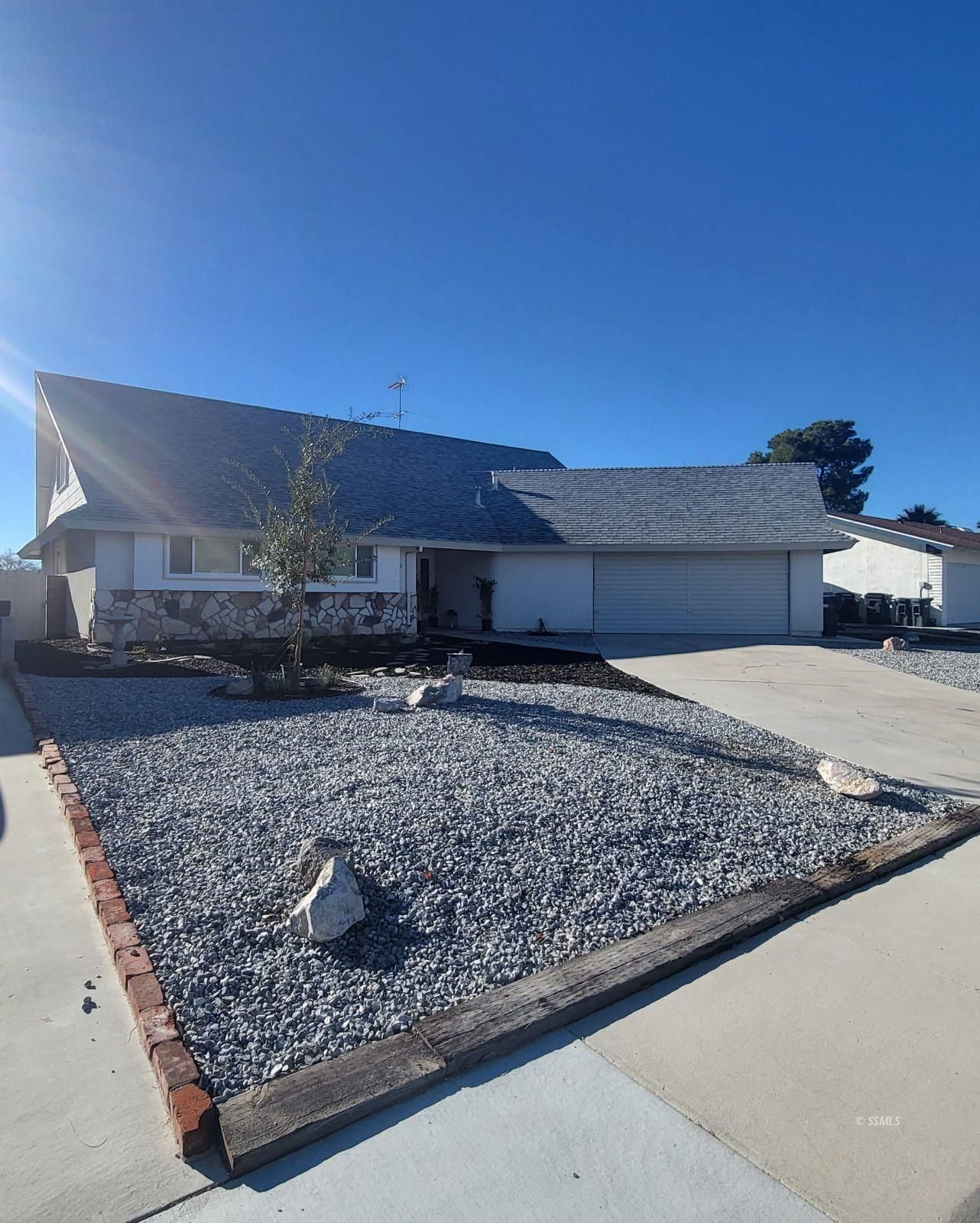 717 West Kevin Court Ridgecrest, CA 93555 - Photo 1 of 49