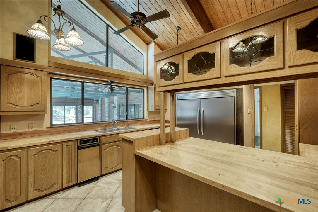 700 Breakaway Road Cedar Park, TX 78613 - Photo 7 of 38 Kitchen