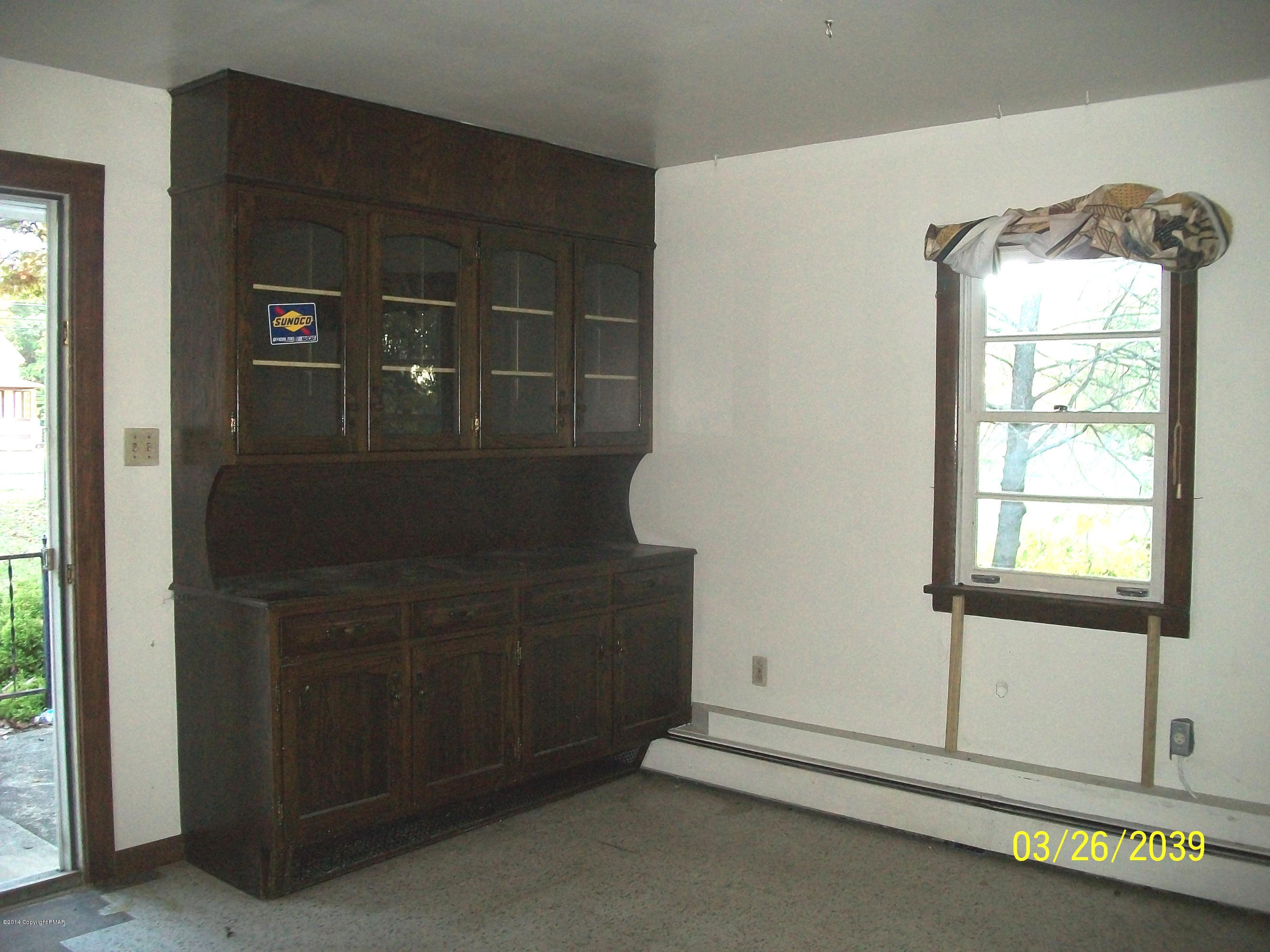 8235 Interchange Road Lehighton, PA 18235 - Photo 5 of 10 dining room