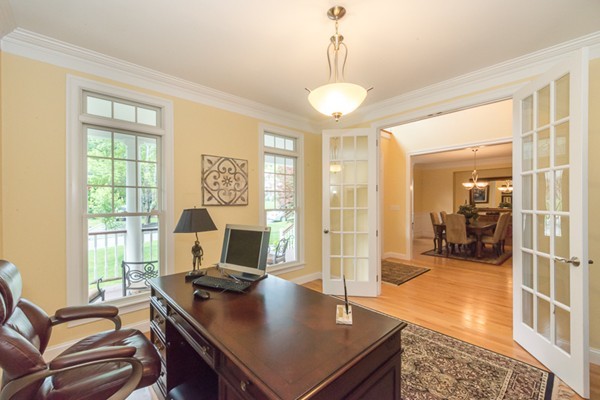 25 Tyler Road Lexington, MA 02420 - Photo 3 of 30 Gallery Image 3