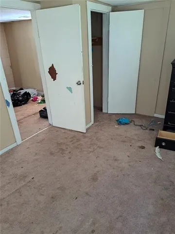 a view of a livingroom with closet