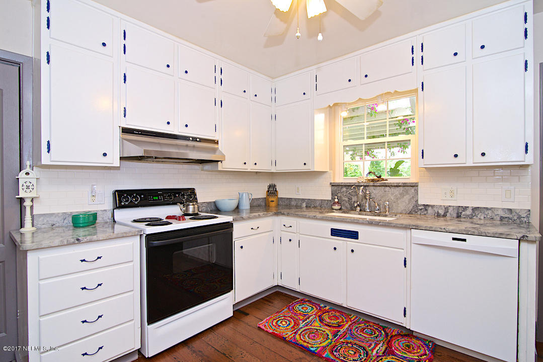 906 Montego Road East Jacksonville, FL 32216 - Photo 20 of 29 Kitchen 2