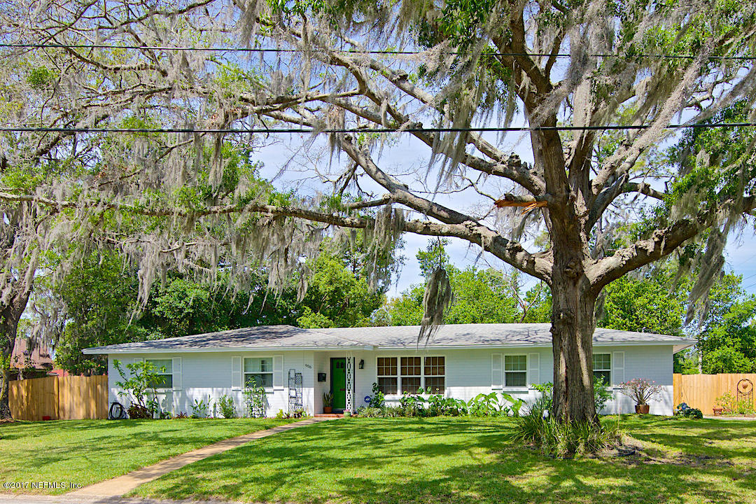 906 Montego Road East Jacksonville, FL 32216 - Photo 2 of 29 Front Elevation Distant
