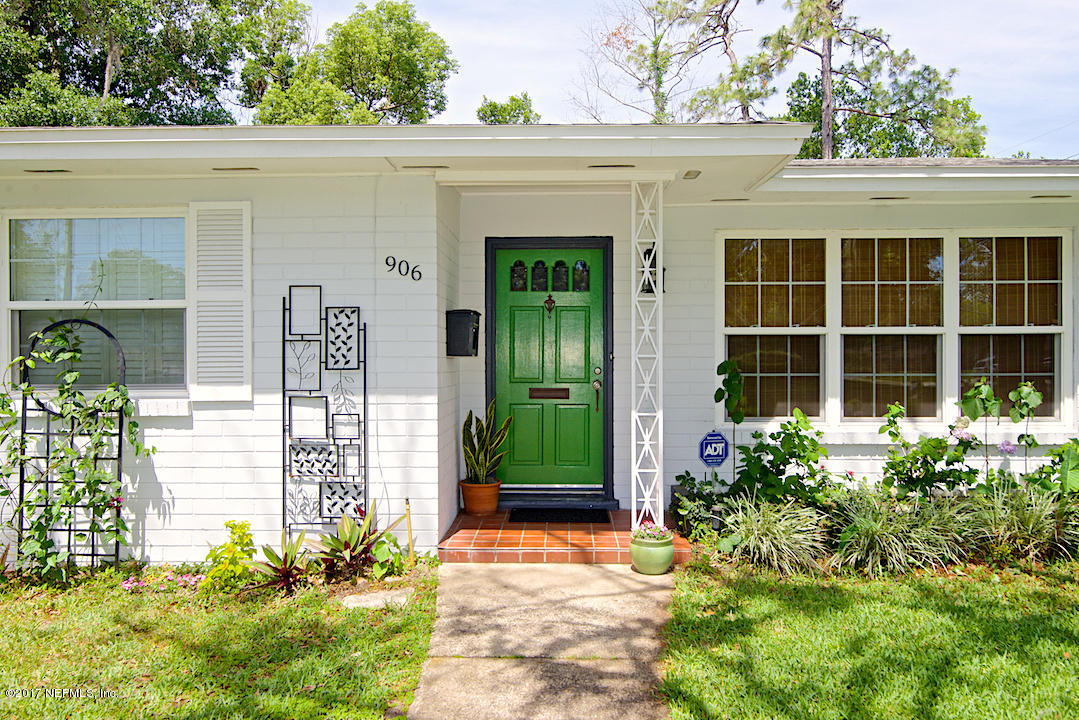 906 Montego Road East Jacksonville, FL 32216 - Photo 4 of 29 Front Door