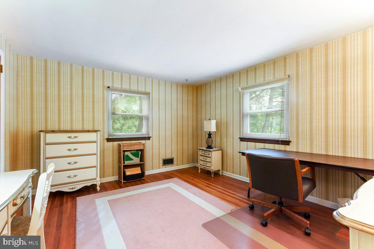 3092 Heather Road Broomall, PA 19008 - Photo 23 of 43