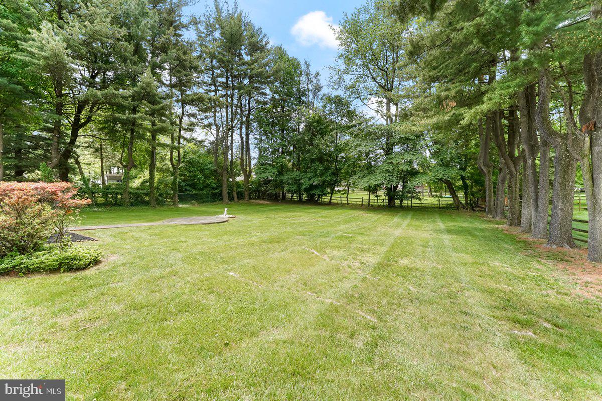 3092 Heather Road Broomall, PA 19008 - Photo 39 of 43