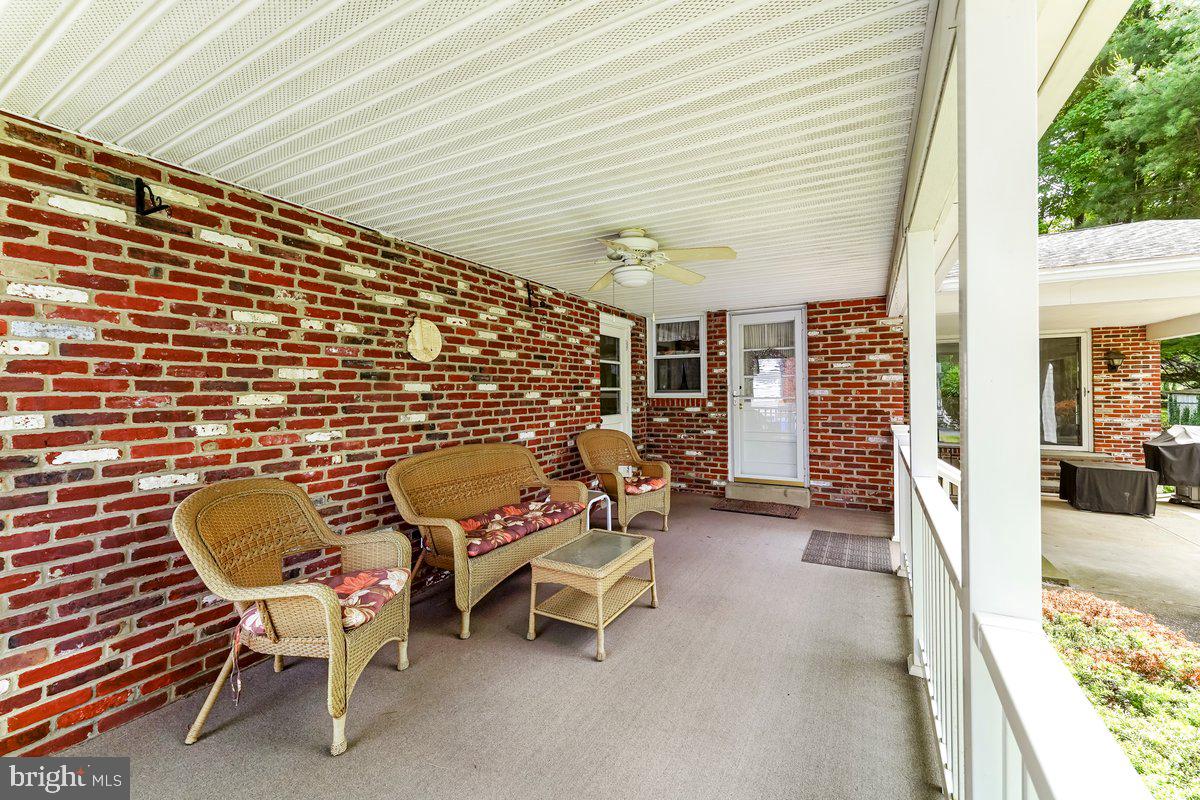 3092 Heather Road Broomall, PA 19008 - Photo 7 of 43