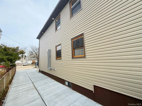 $1,689,000 | 139-12 111th Avenue | Jamaica