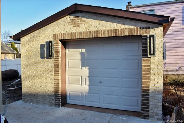 $1,689,000 | 139-12 111th Avenue | Jamaica
