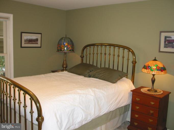 11424 Hollow Timber Court Reston, VA 20194 - Photo 7 of 19 Guest Bedroom on Lower Level