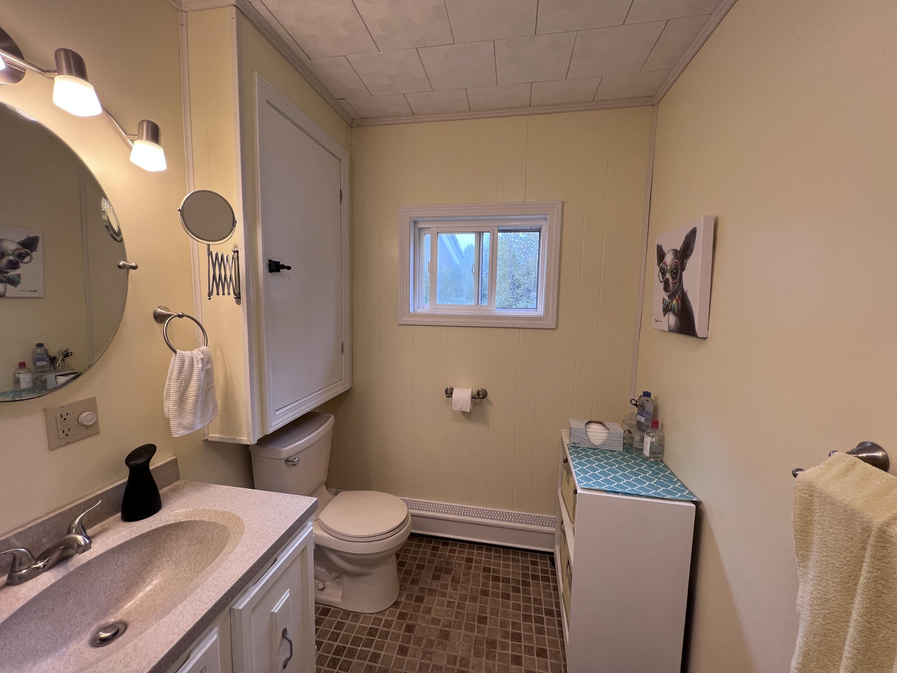 639 Calais Road Houlton, ME 04730 - Photo 17 of 35 Bathroom !!