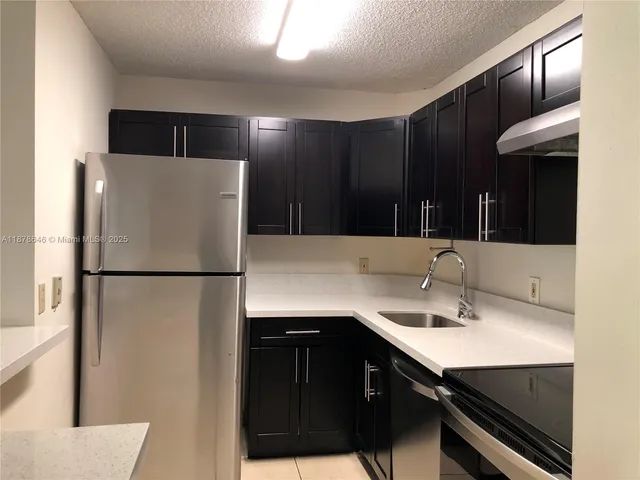 $1,950 | 10757 Cleary Boulevard, Unit 104, Plantation, FL 33324