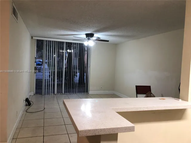 $1,950 | 10757 Cleary Boulevard, Unit 104, Plantation, FL 33324