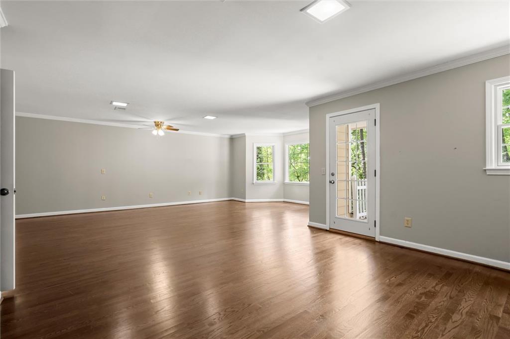 9335 Huntcliff Trace Atlanta, GA 30350 - Photo 49 of 113