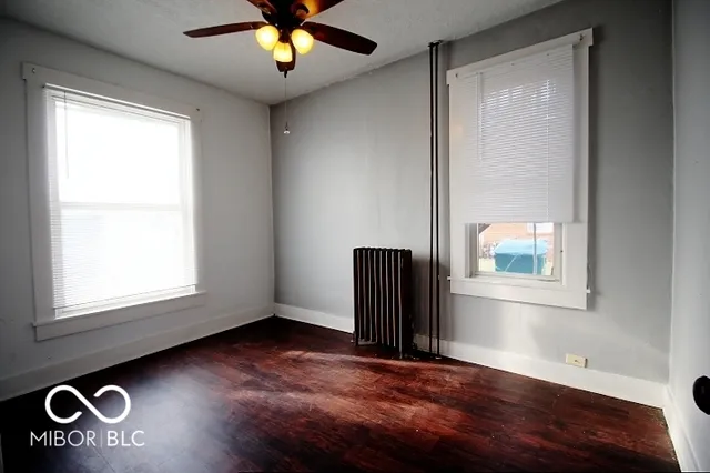 $290,000 | 36 South Jefferson Street, Knightstown, IN 46148