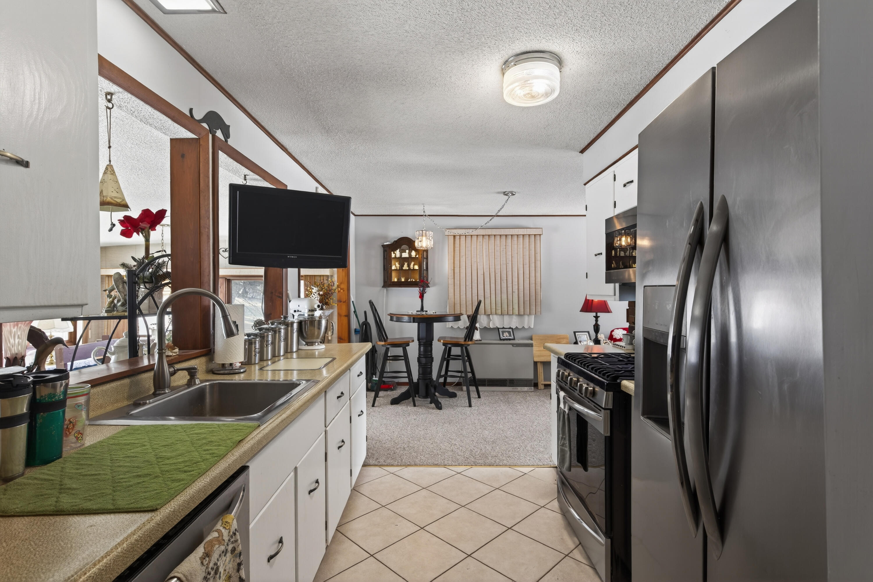 10 Butler Drive Lewiston, ME 04240 - Photo 13 of 41 10_Butler_Dr_037