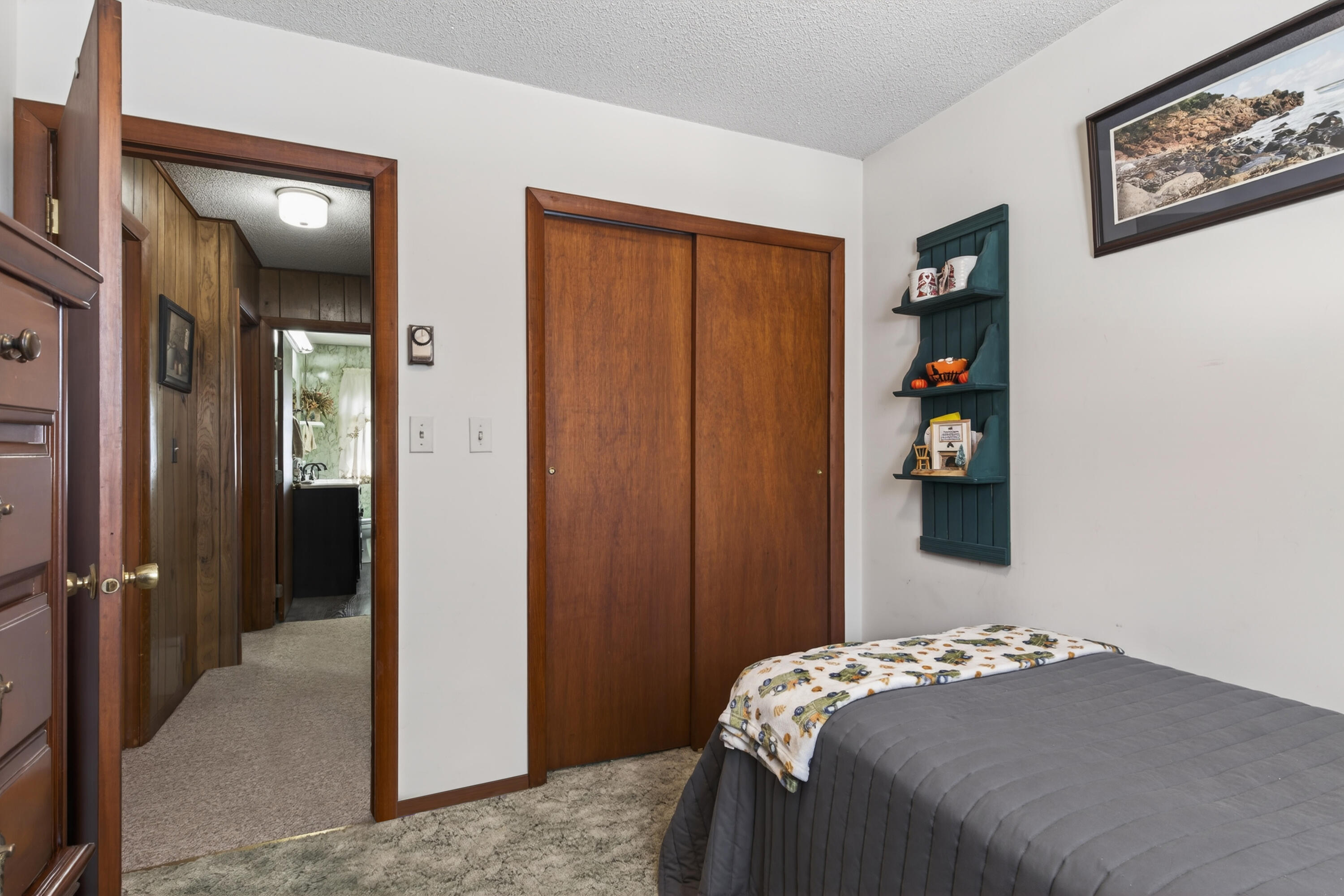 10 Butler Drive Lewiston, ME 04240 - Photo 18 of 41 10_Butler_Dr_053