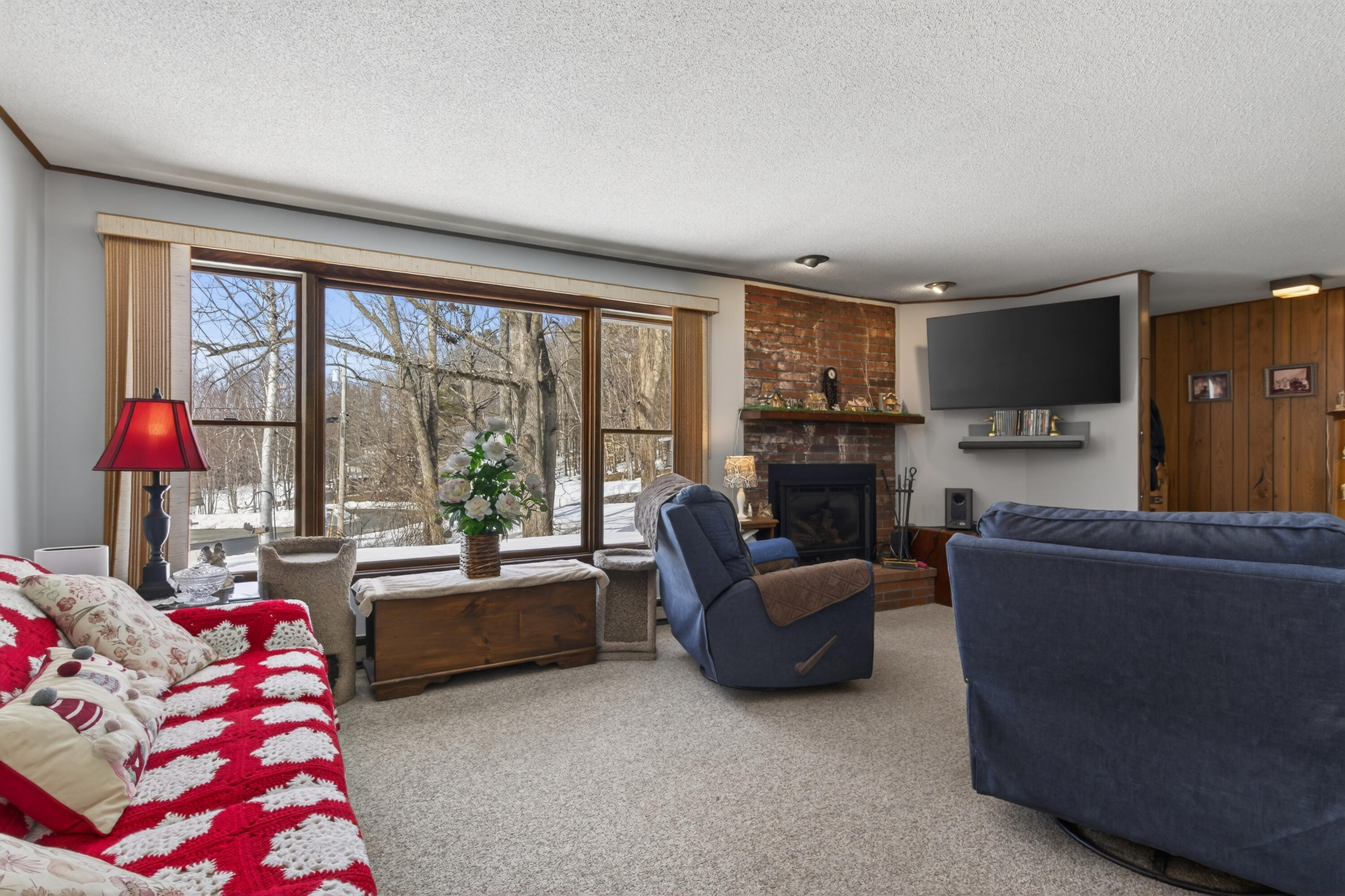 10 Butler Drive Lewiston, ME 04240 - Photo 7 of 41 10_Butler_Dr_020