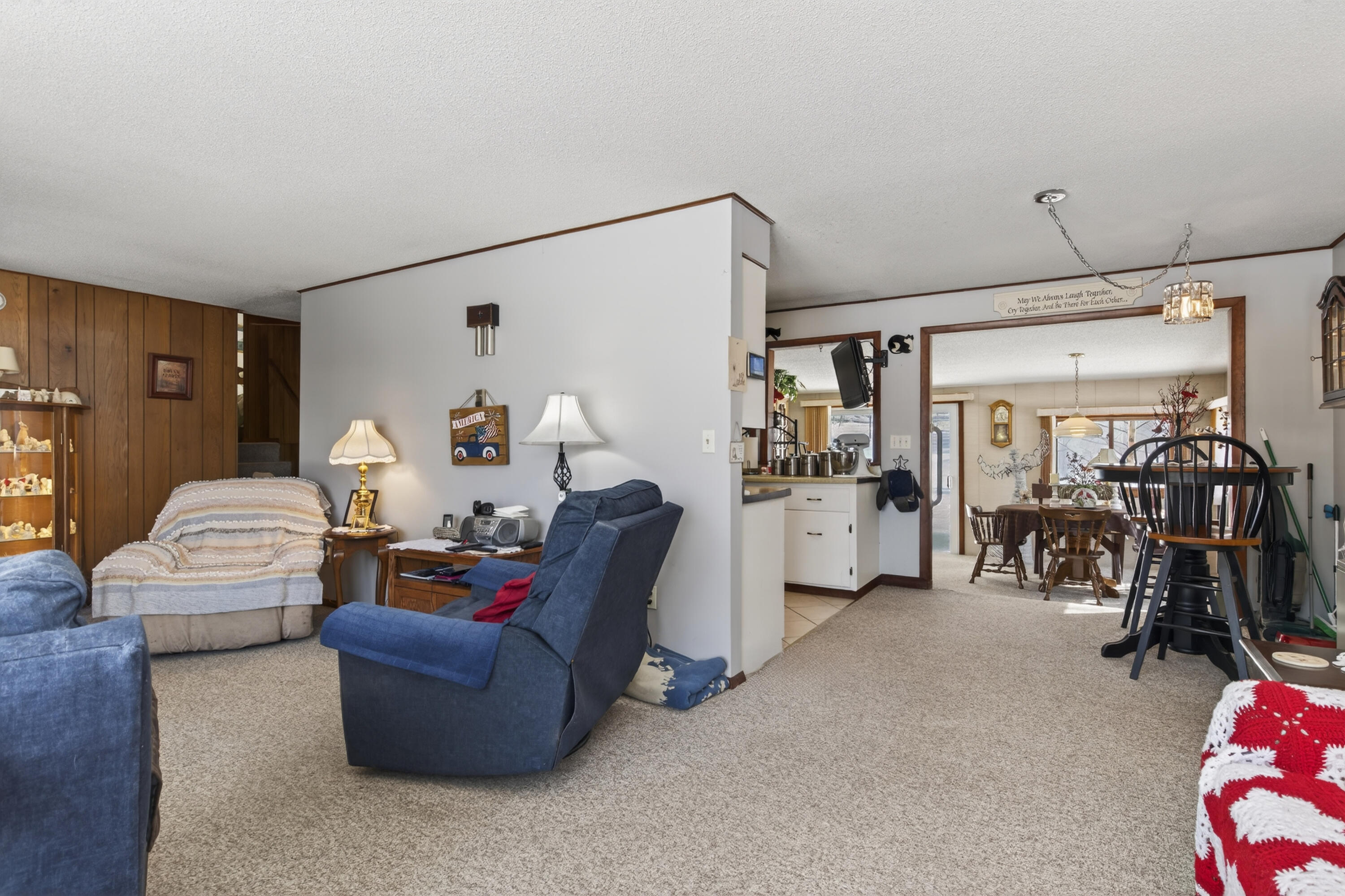 10 Butler Drive Lewiston, ME 04240 - Photo 8 of 41 10_Butler_Dr_022