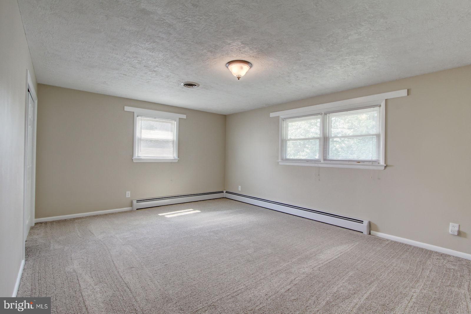 175 Edward Road York, PA 17403 - Photo 11 of 27