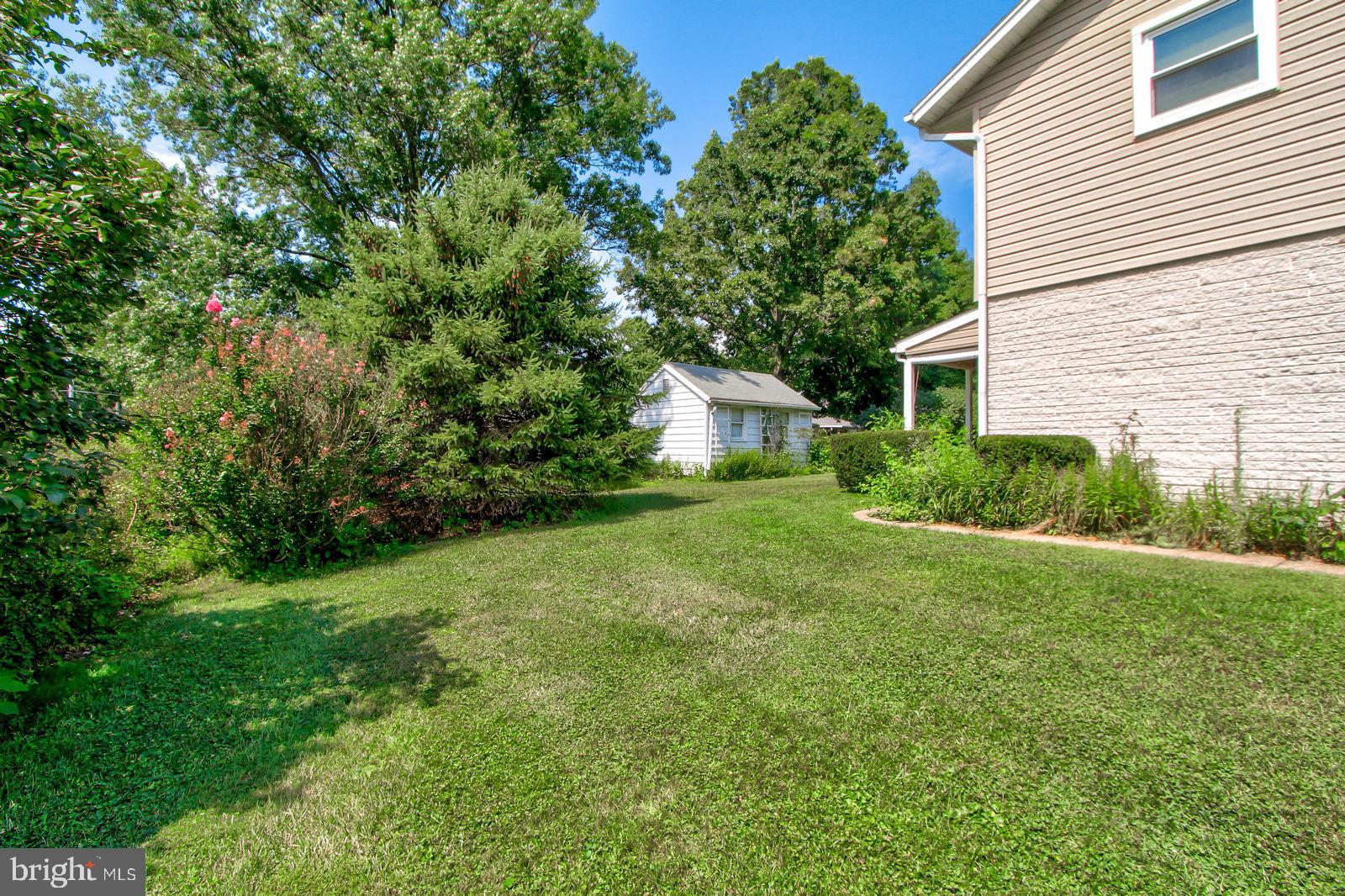 175 Edward Road York, PA 17403 - Photo 21 of 27