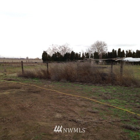 699 Mckay Road Touchet, WA 99360 - Photo 21 of 24