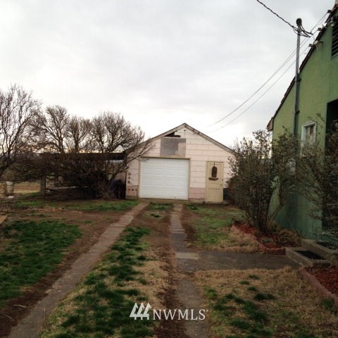 699 Mckay Road Touchet, WA 99360 - Photo 8 of 24