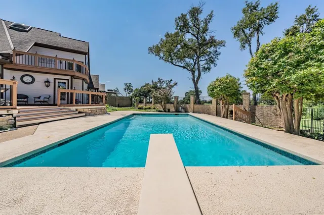 $750,000 | 16056 Chalfont Court, Dallas, TX 75248