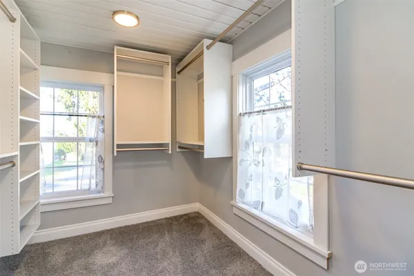 $864,000 | 1514 Rainier Street, Steilacoom, WA 98388