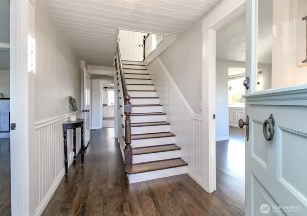 $864,000 | 1514 Rainier Street, Steilacoom, WA 98388