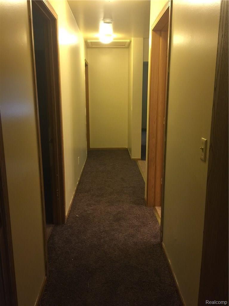 2892 Roulo Street Dearborn, MI 48120 - Photo 7 of 14 DAA6D725-4097-4227-AE5C-E9B00B4DFBF4.jpeg