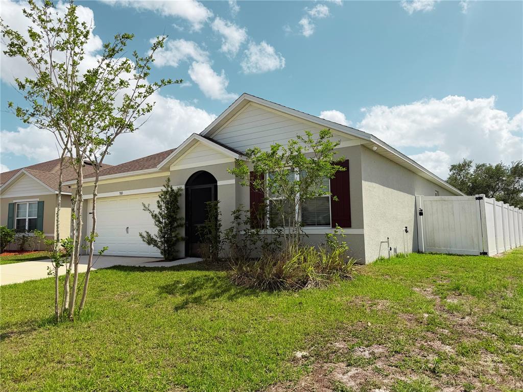 910 Sun Burst Road Winter Haven, FL 33880 - Photo 2 of 12