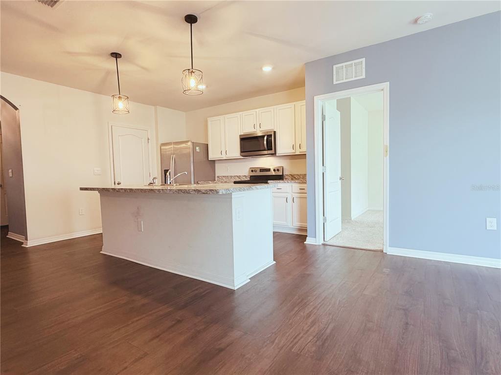 910 Sun Burst Road Winter Haven, FL 33880 - Photo 4 of 12