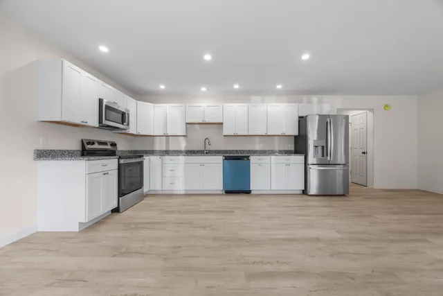 $710,900 | 135 Surry Road, Unit 1 & 2, Ellsworth, ME 04605