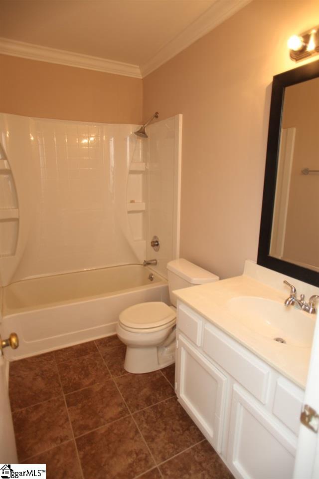 16 St Andrews Way Greenville, SC 29607 - Photo 2 of 21 Gallery Image 2