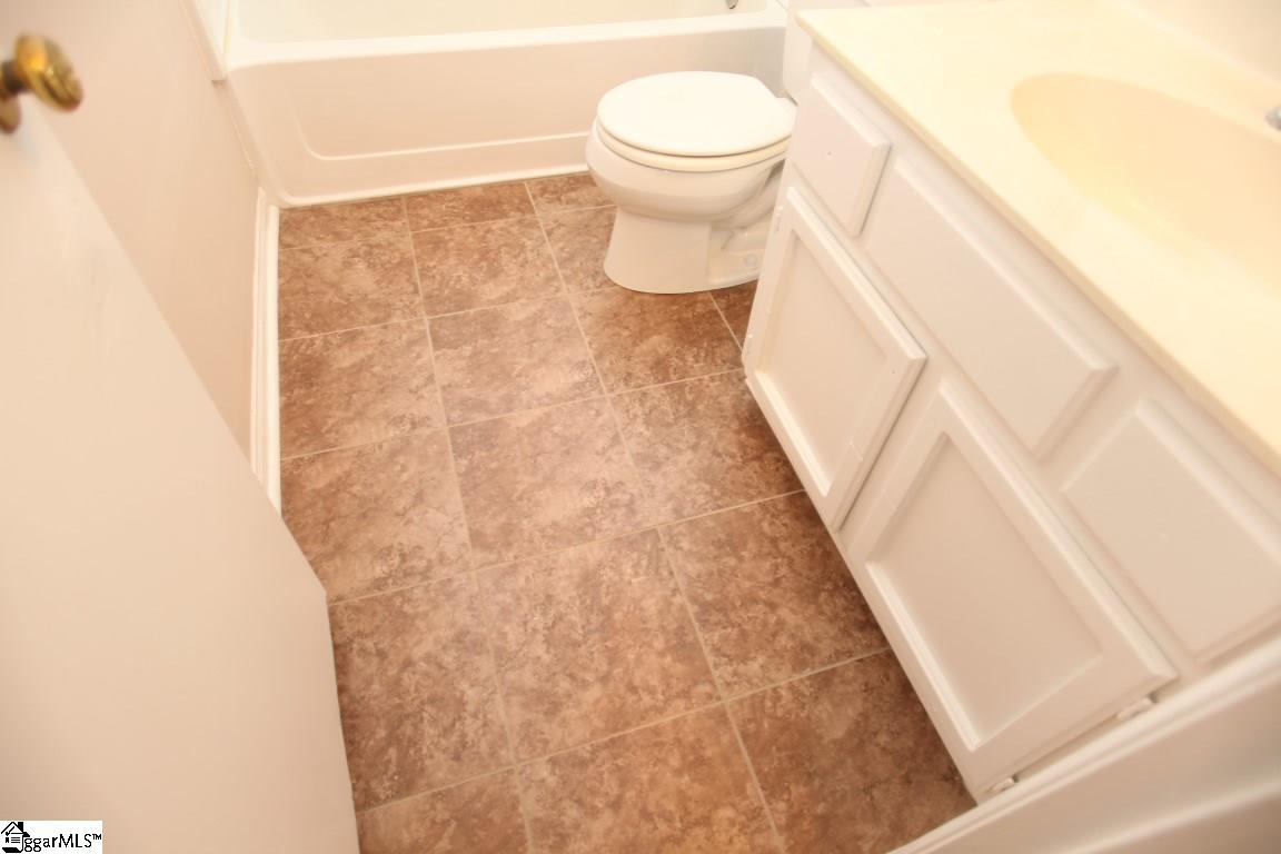 16 St Andrews Way Greenville, SC 29607 - Photo 14 of 21 Gallery Image 14