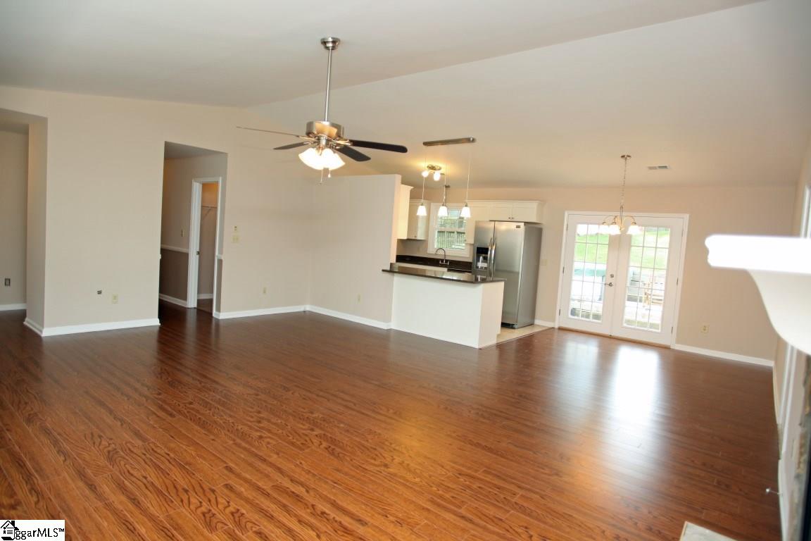 16 St Andrews Way Greenville, SC 29607 - Photo 6 of 21 Gallery Image 6