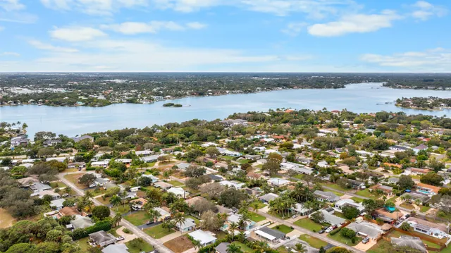 $749,000 | 1521 Venus Avenue, Jupiter, FL 33469