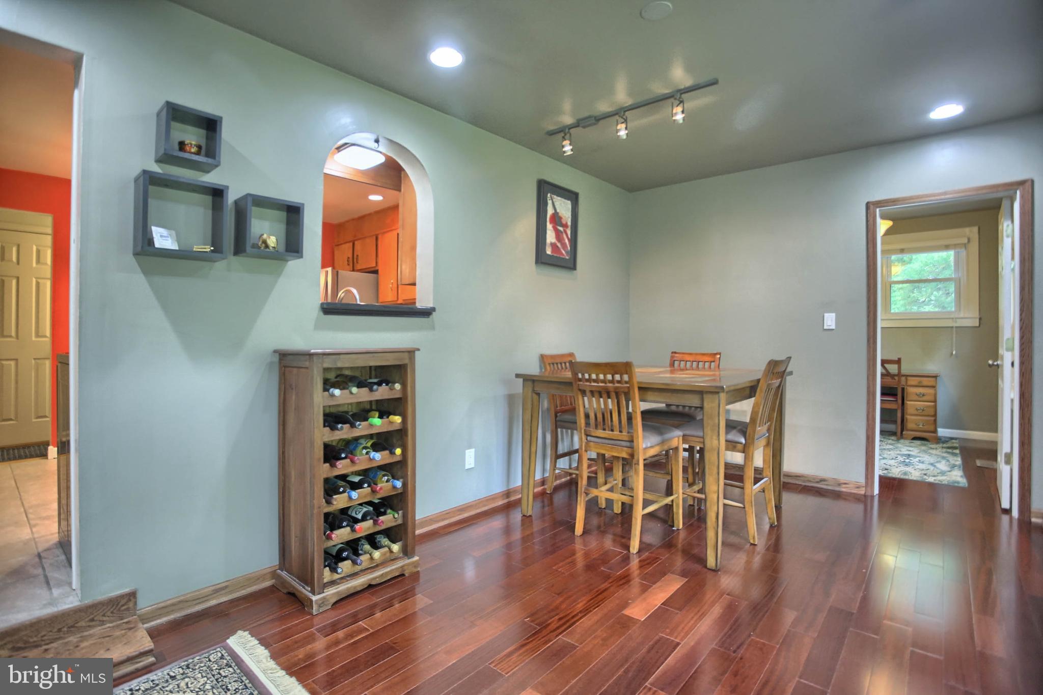 950 Shelbourne Road Reading, PA 19606 - Photo 13 of 34 Gallery Image 13