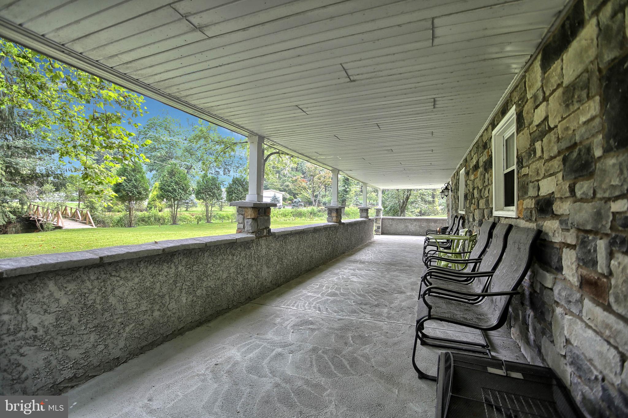 950 Shelbourne Road Reading, PA 19606 - Photo 25 of 34 Gallery Image 25