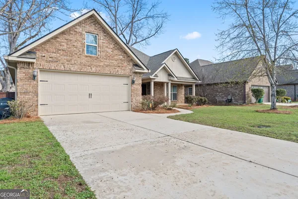 $345,000 | 323 Grand Reserve Way, Kathleen, GA 31047