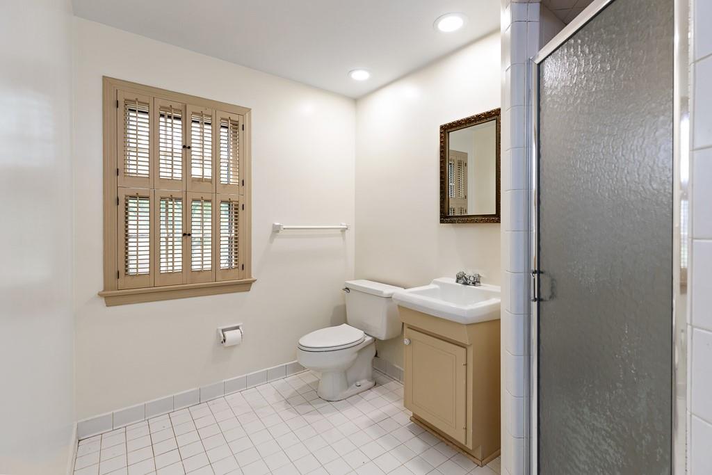 931 Valleyview Road Pittsburgh, PA 15243 - Photo 18 of 35 Gallery Image 18