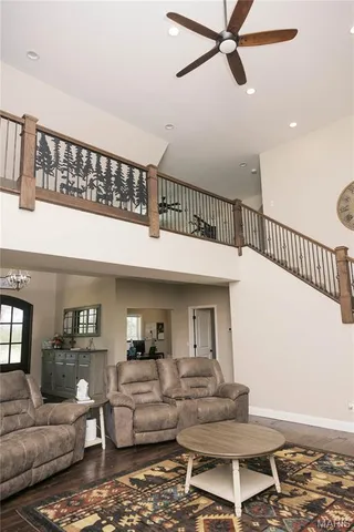 $795,000 | 4621 Elk Head Road, Bland, MO 65014