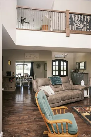 $795,000 | 4621 Elk Head Road, Bland, MO 65014