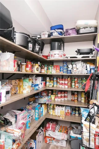 $795,000 | 4621 Elk Head Road, Bland, MO 65014