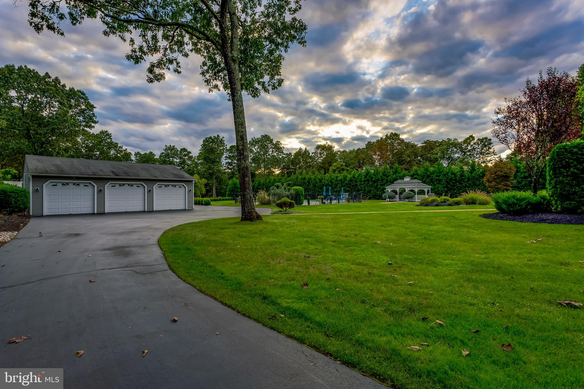 884 Magnolia Road Southampton, NJ 08088 - Photo 5 of 52