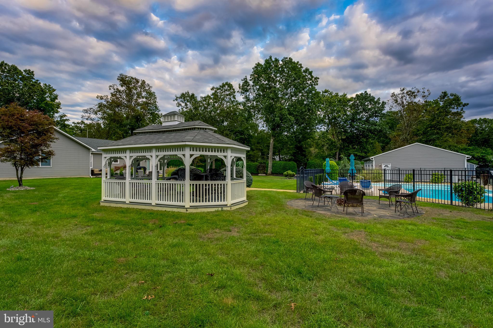 884 Magnolia Road Southampton, NJ 08088 - Photo 8 of 52
