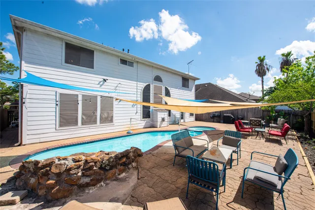 $9,500 | 10815 Oak Bayou Lane, Houston, TX 77064