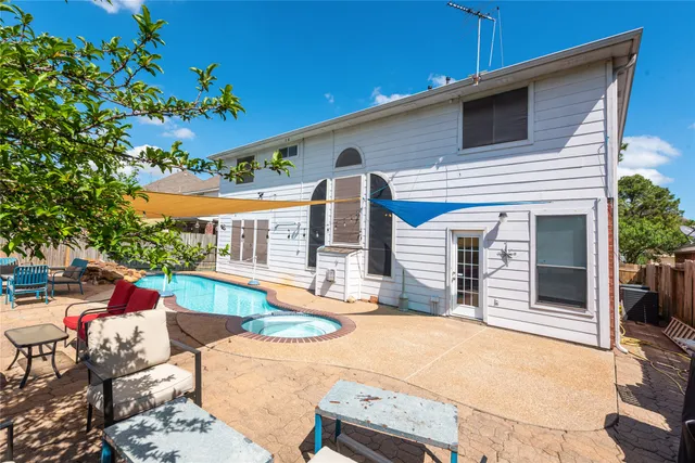 $9,500 | 10815 Oak Bayou Lane, Houston, TX 77064