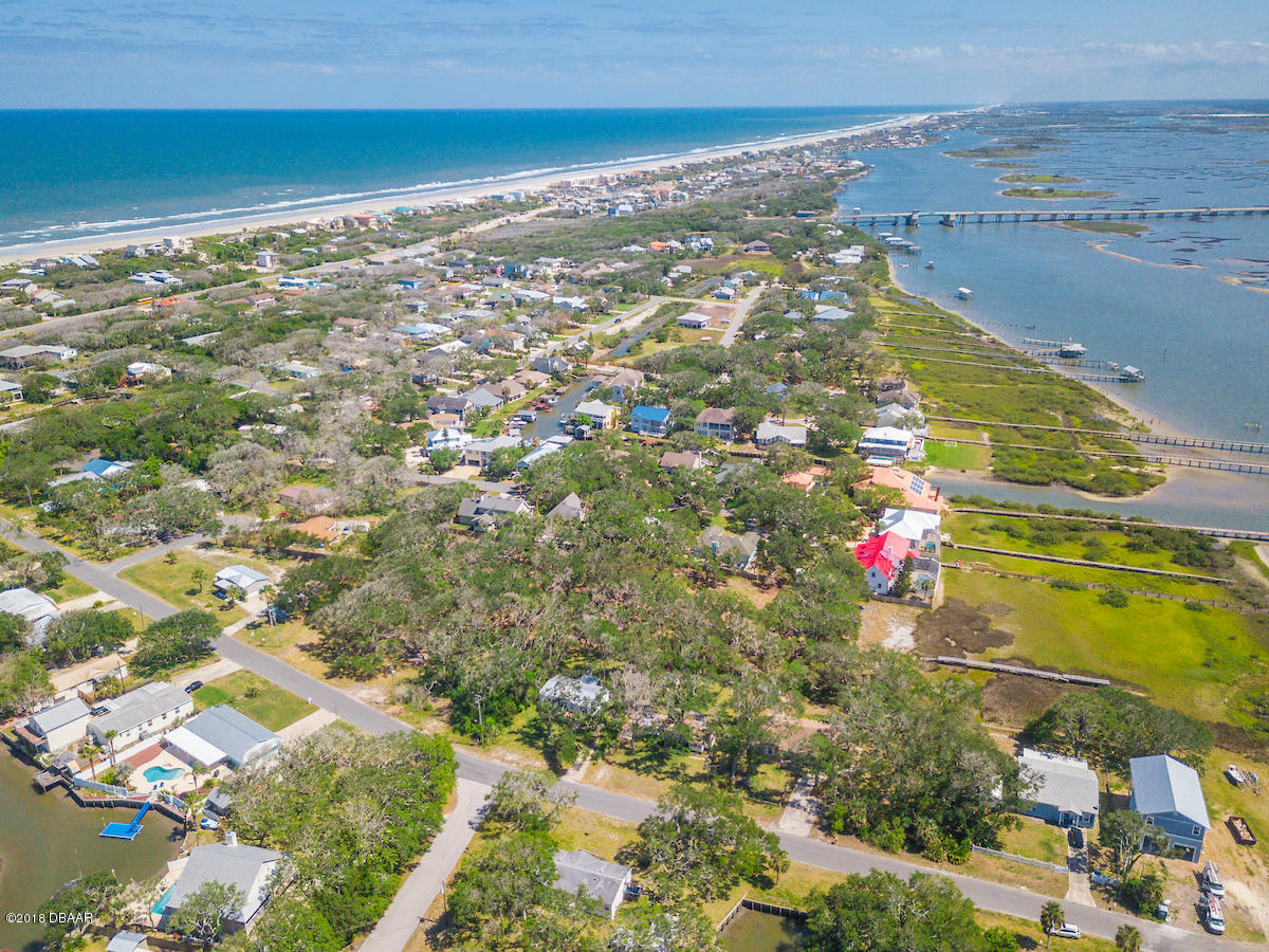 271-273 Desoto Road St. Augustine, FL 32080 - Photo 5 of 13 a view of a city
